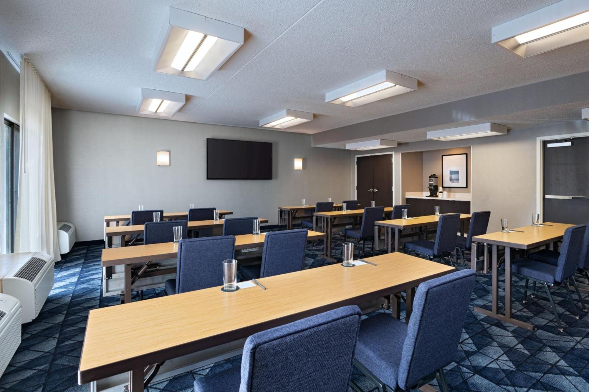 Courtyard By Marriott Dallas Richardson At Spring Valley Exteriér fotografie