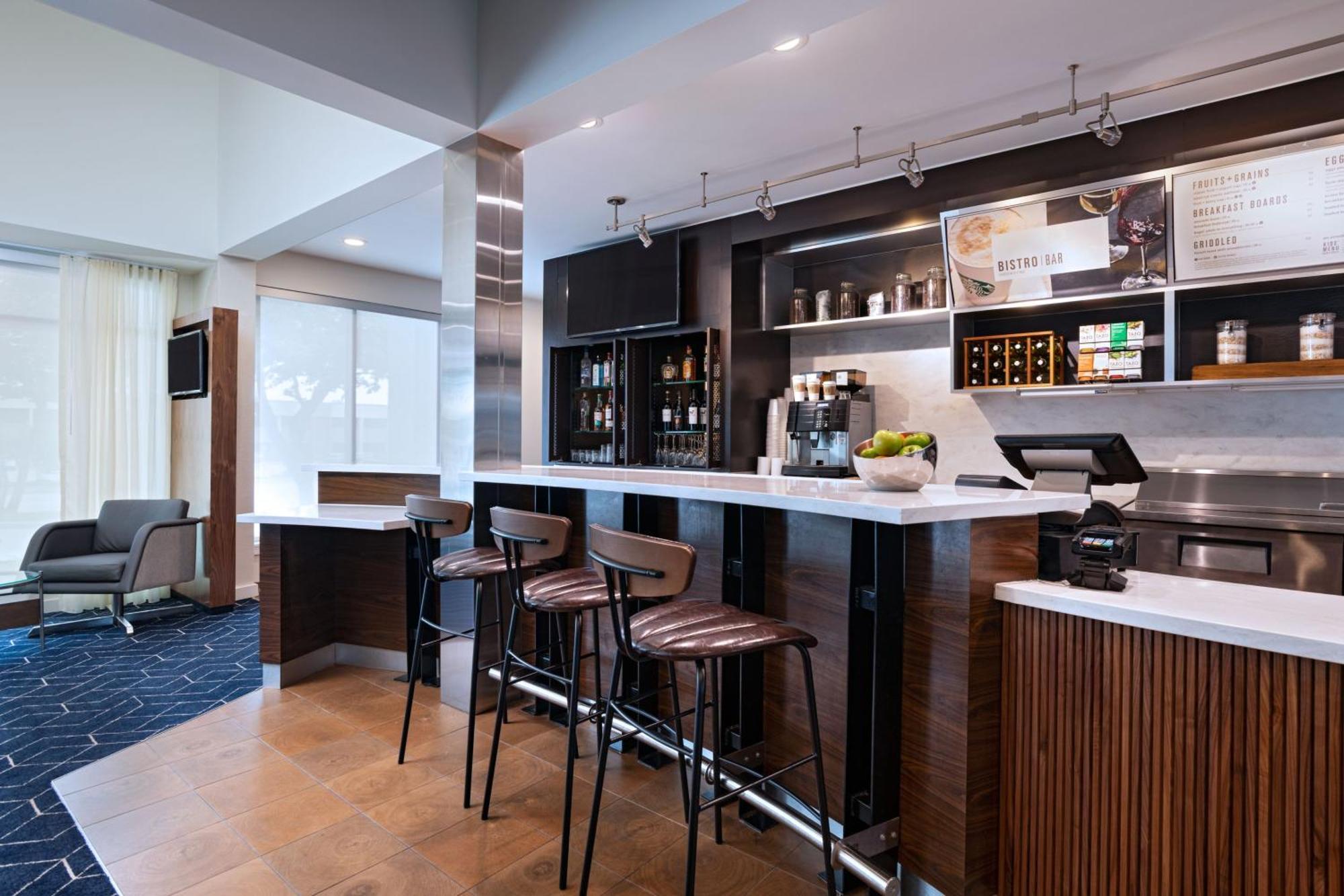 Courtyard By Marriott Dallas Richardson At Spring Valley Exteriér fotografie