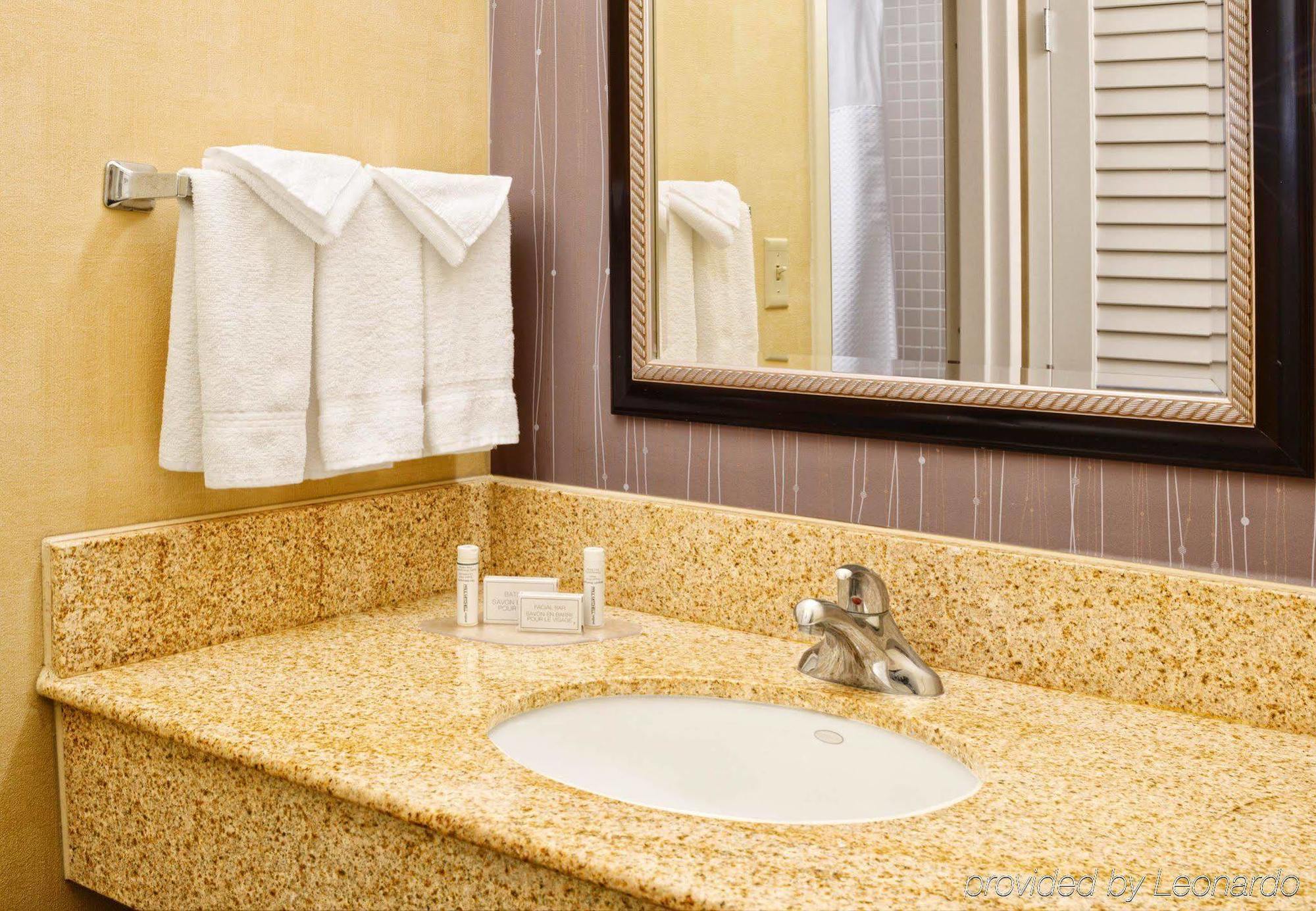 Courtyard By Marriott Dallas Richardson At Spring Valley Exteriér fotografie